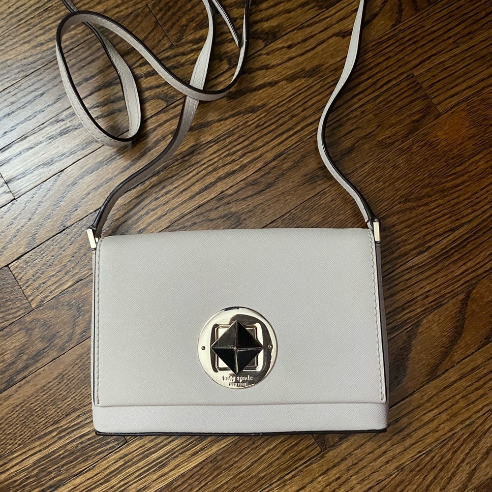 Kate spade crossbody!